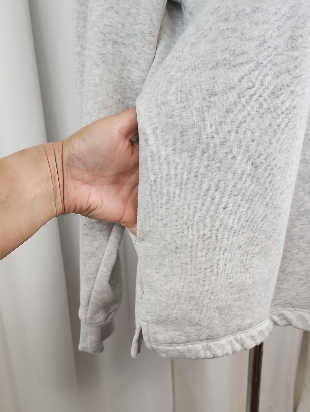 PINK Victoria's Secret Campus Pullover Hoodie Heathered Grey Size Medium - Picture 6 of 16